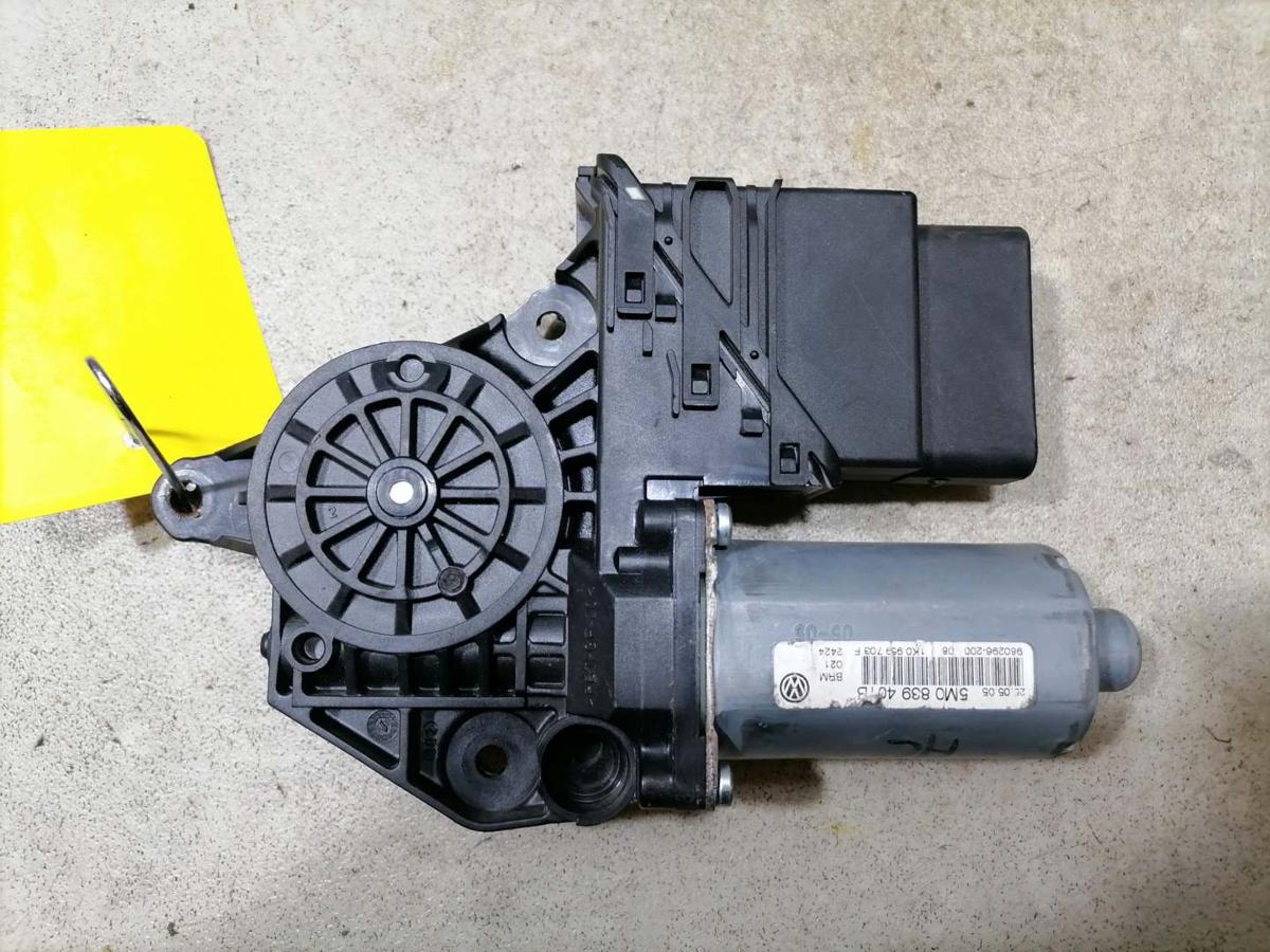 VW Golf Plus 5M original Fensterhebermotor hinten links Bj.2005
